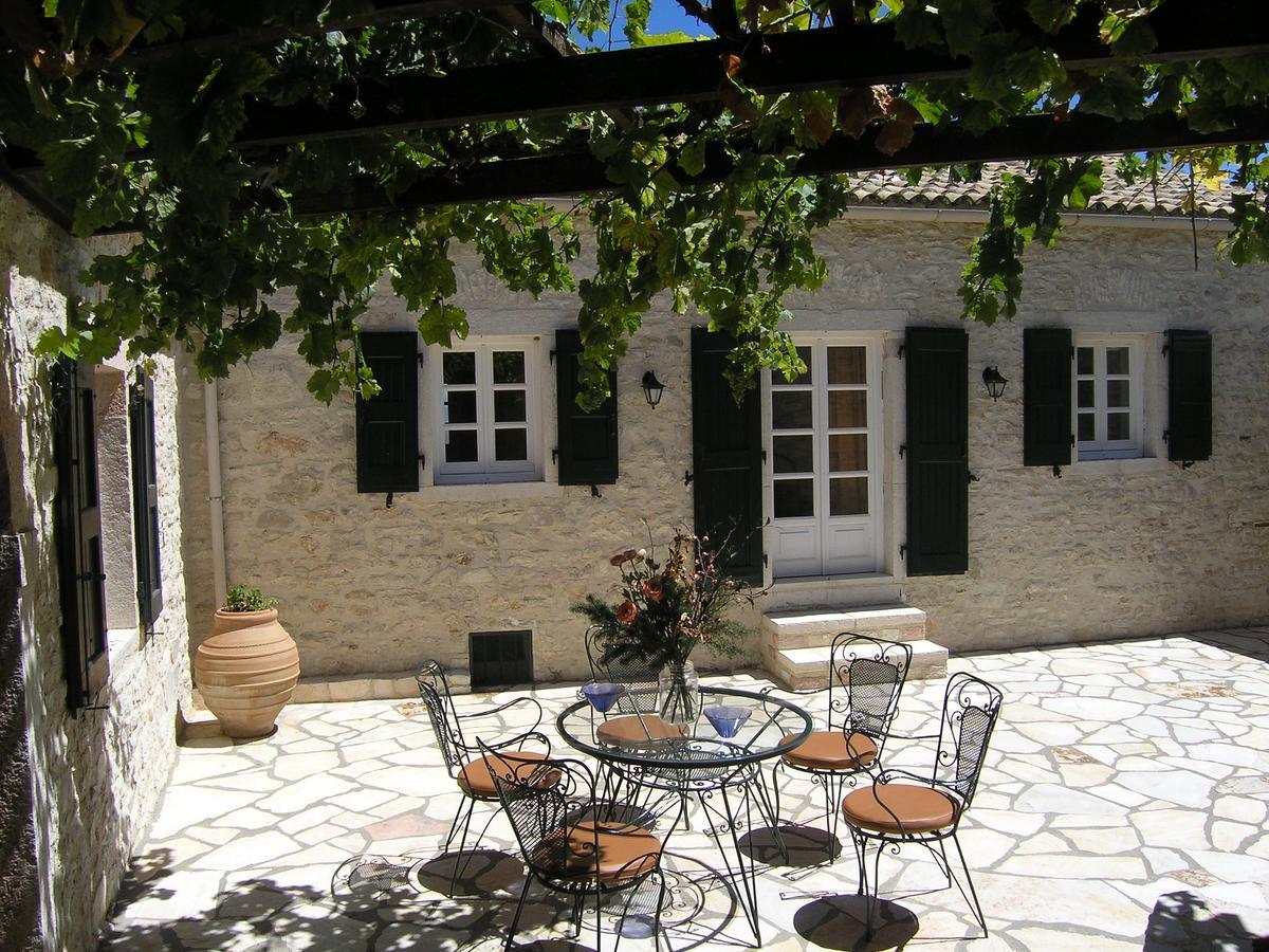 Traditional Stone Villa Olympia Viggla Luaran gambar