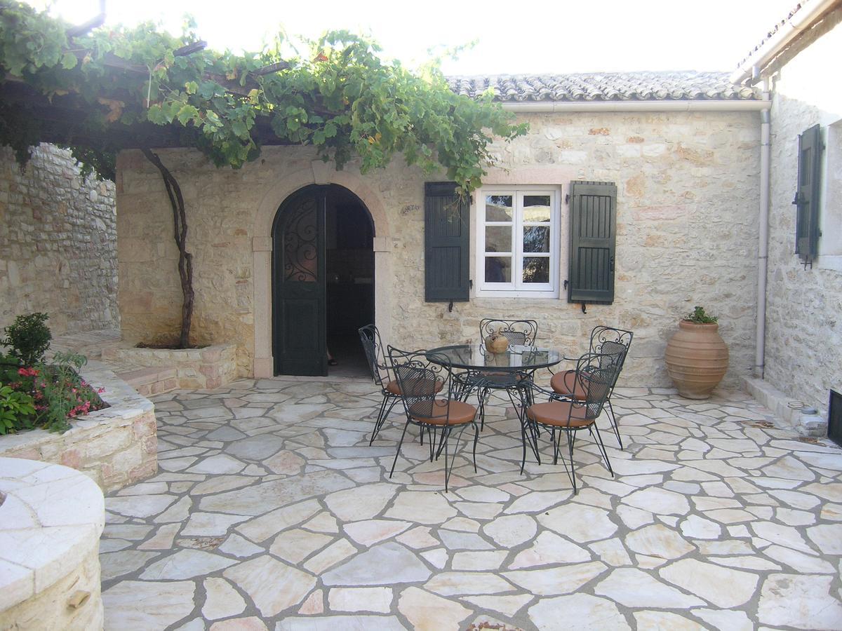 Traditional Stone Villa Olympia Viggla Luaran gambar